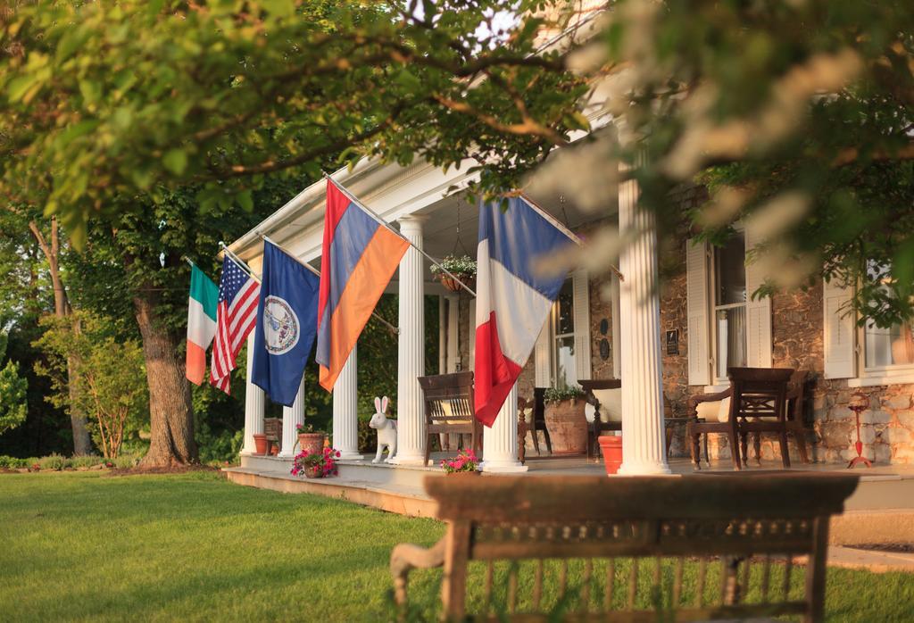 L'Auberge Provencale Inn & Restaurant Boyce Dış mekan fotoğraf